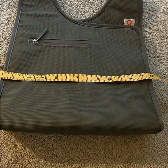 Merrell Gray/Olive Green Textured Bag with Red Logo - Picture 9 of 10